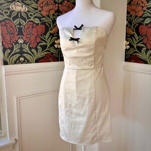 Strapless Satin Mini Dress w Bows 🎀